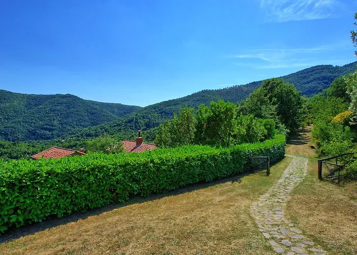 Borgo Veronica By Posarellivillas